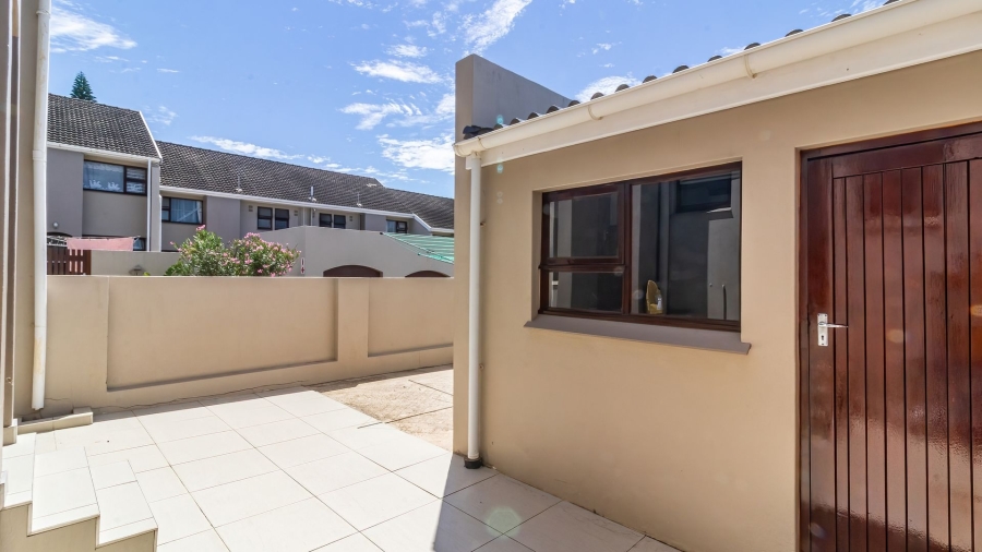 3 Bedroom Property for Sale in Beacon Bay Eastern Cape